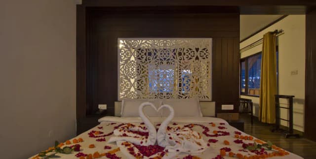 Royal Suite (With Private Balcony and Normal Mountain view)