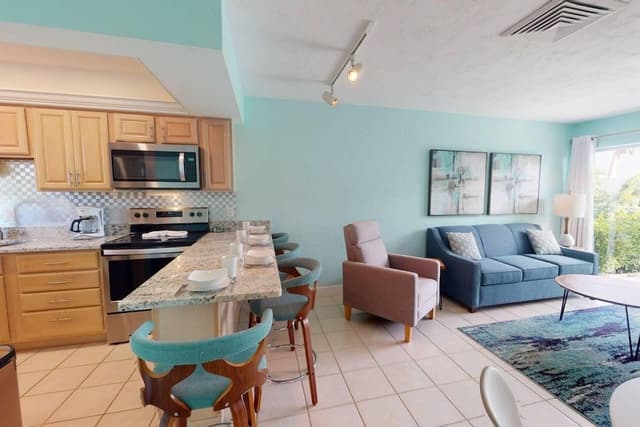 Condo, Multiple Beds (Jamaica Royale - 87)