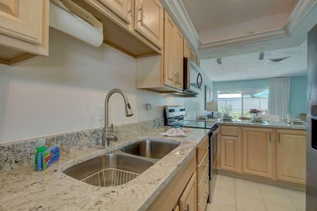 Condo, Multiple Beds (Jamaica Royale - 87)