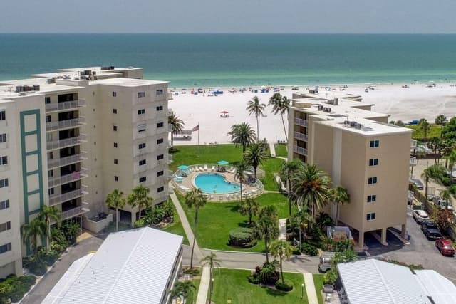 Condo, Multiple Beds (Jamaica Royale - 87)