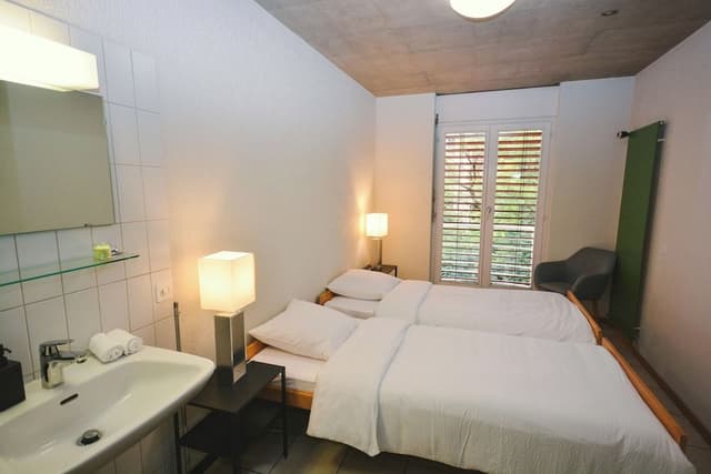 Basic Double, shared bathroom