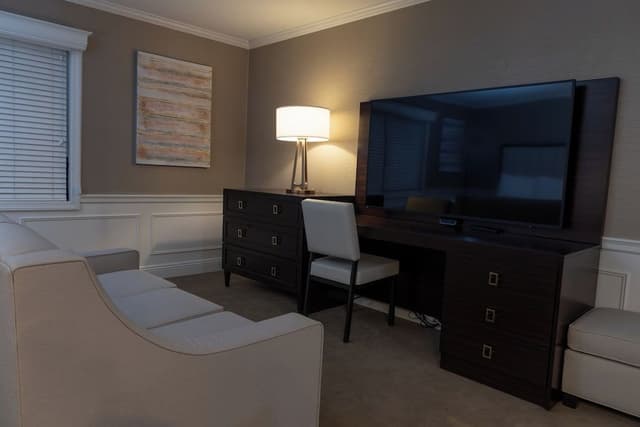 Junior Suite, Multiple Beds