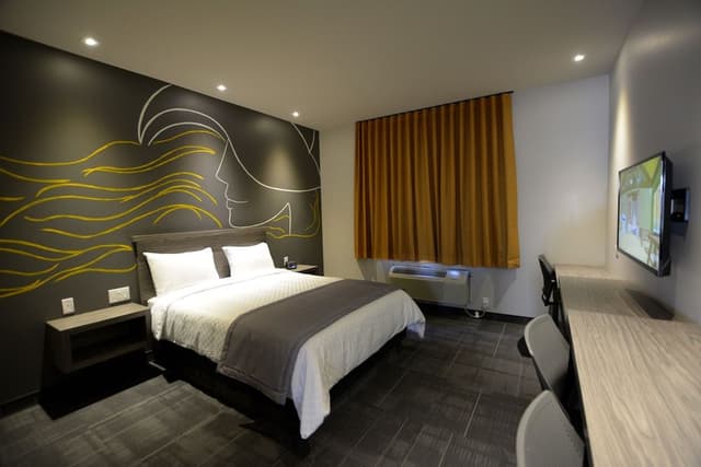 Superior Room, 1 King Bed
