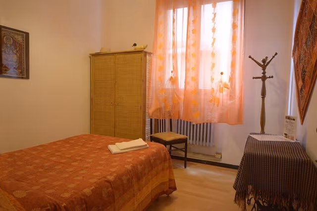 Single Room, Shared Bathroom