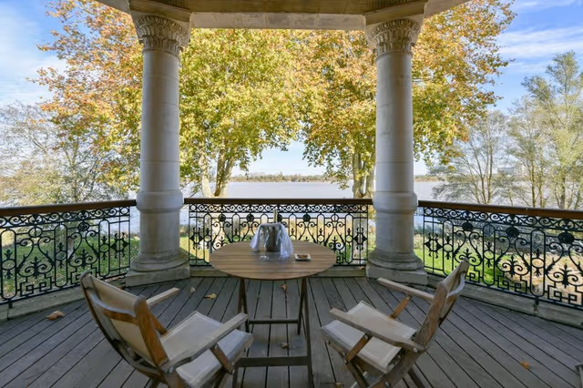 Romantic Room