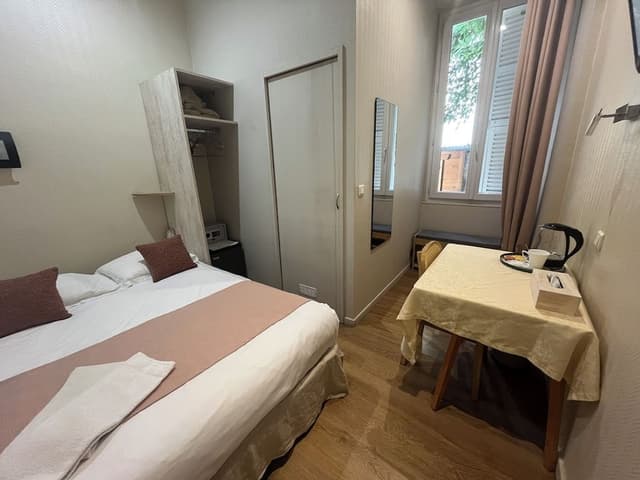 Classic Single Room