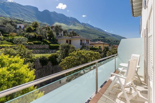 Double or Twin Room, Mountain View
