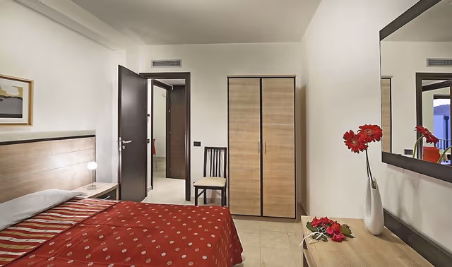 Apartment, 2 Bedrooms, Accessible