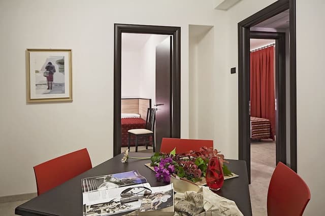 Apartment, 2 Bedrooms, Accessible