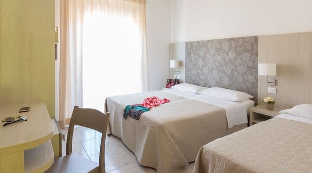 Triple Room, Balcony