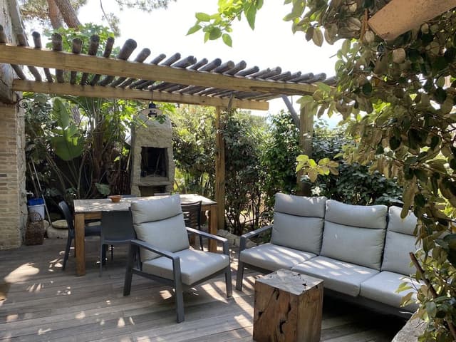 Villa, 2 Bedrooms, Bay View, Poolside