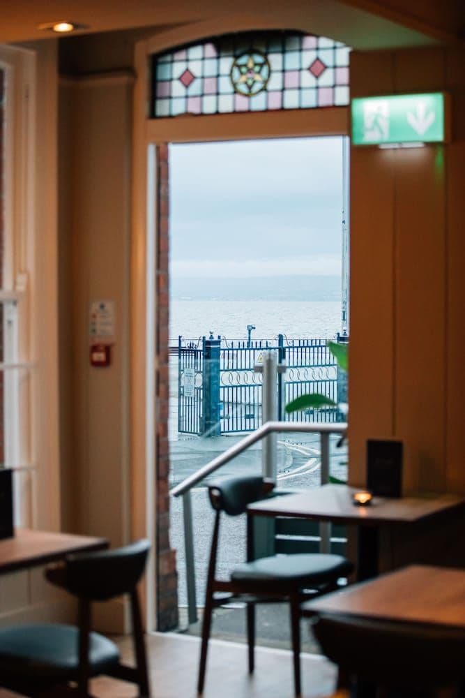 Salty Dog Hotel & Bistro Salty Dog Hotel & Bistro