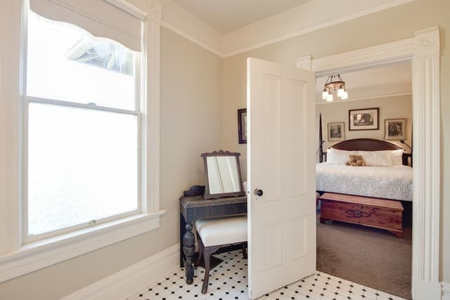 Panoramic Room