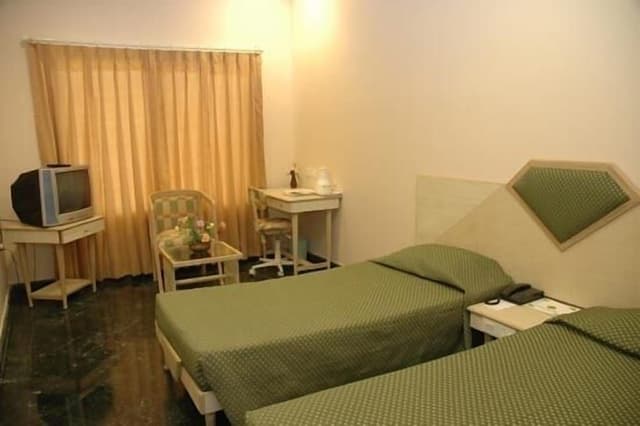 Club Room, 1 King Bed
