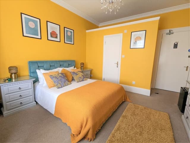 Luxury Room, 1 King Bed