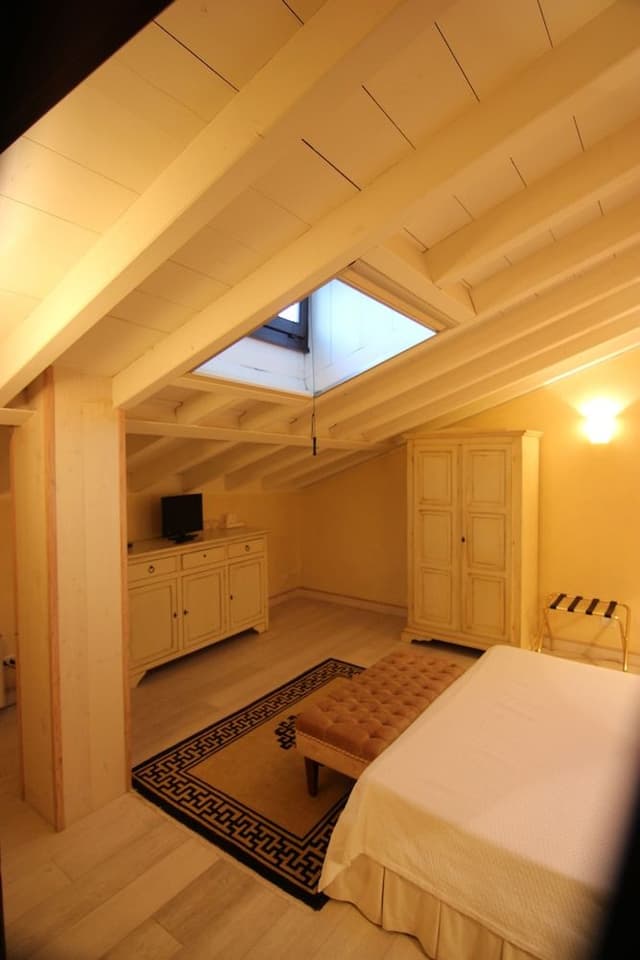 Romantic Suite, Non Smoking, Park View