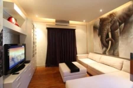 One Bedroom Apartment