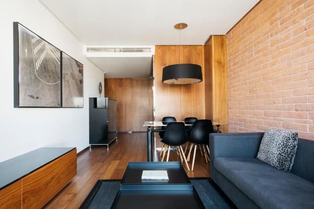 Deluxe Pedrera