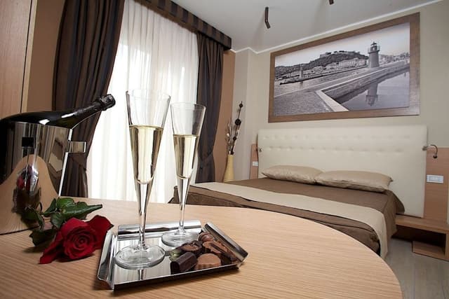 Classic Double Room, 1 Bedroom, Balcony, Hill View