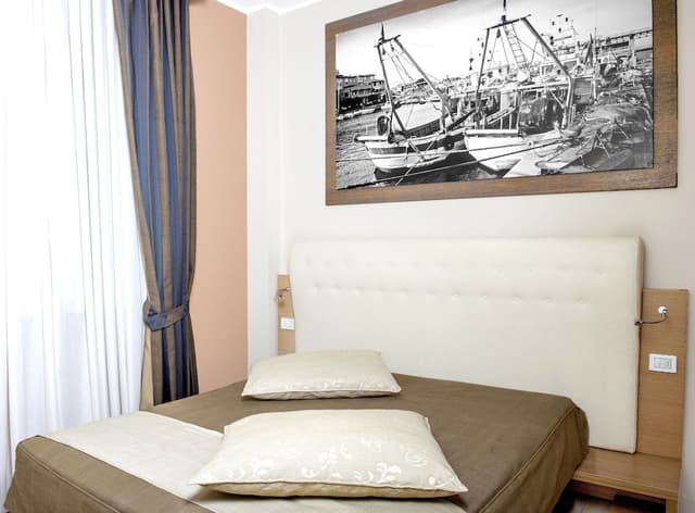 Family Apartment, 2 Bedrooms, Kitchenette, Ground Floor
