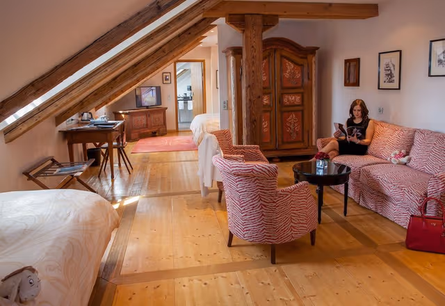 Deluxe Suite
