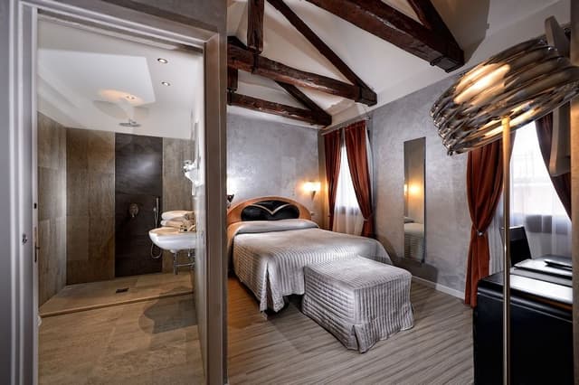 Double or Twin Room, Annex Building