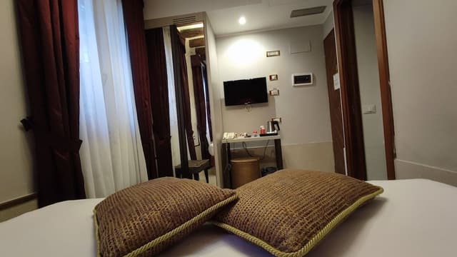 Basic Double Room, Ground Floor (Internal Courtyard)