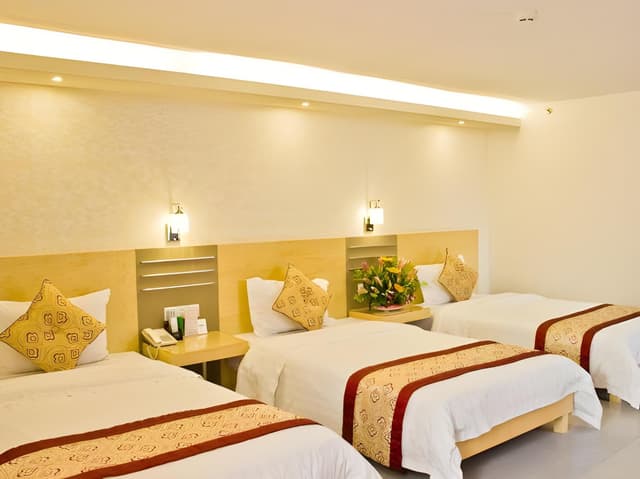 Deluxe Triple Room