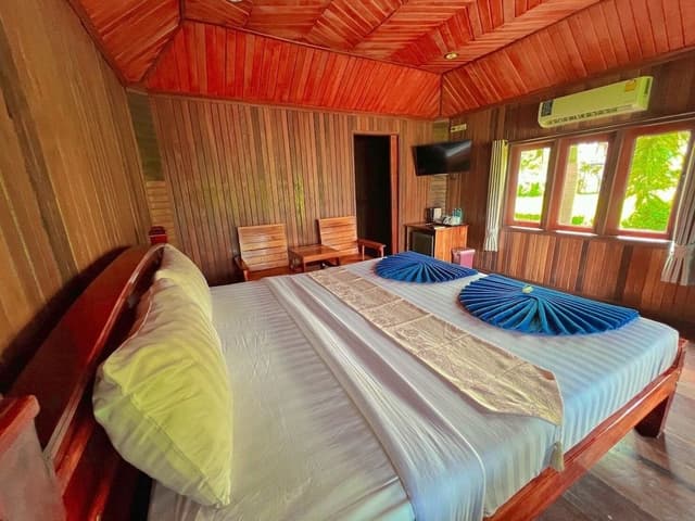 Wooden Cottage Double Pool View