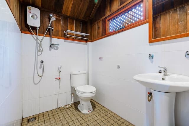 Wooden Cottage Double Pool View