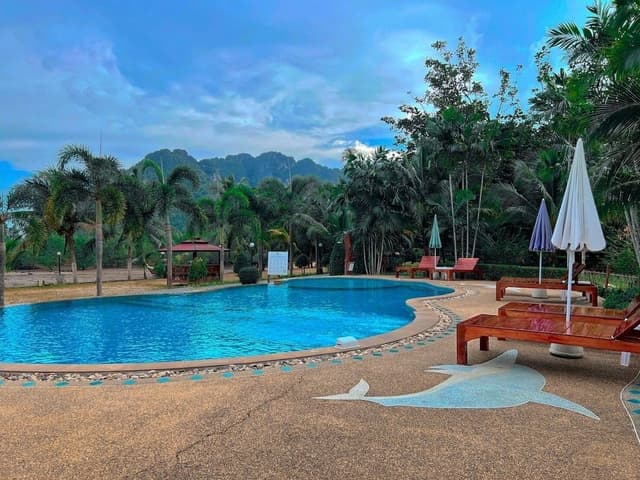 Wooden Cottage Double Pool View