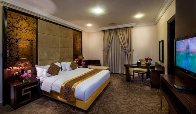 Executive Suite