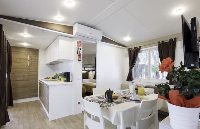 Executive Mobile Home (Grand)