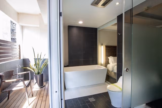 Fashion Quadruple Room