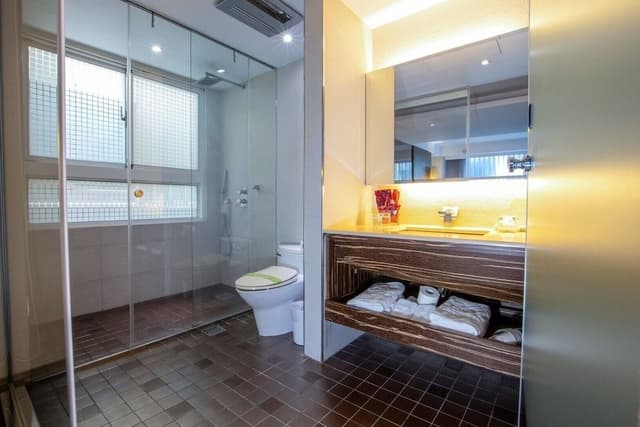 Fashion Quadruple Room