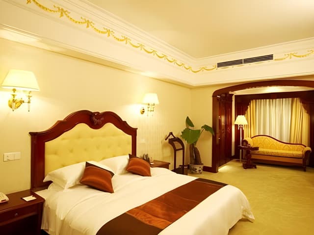 Executive Room
