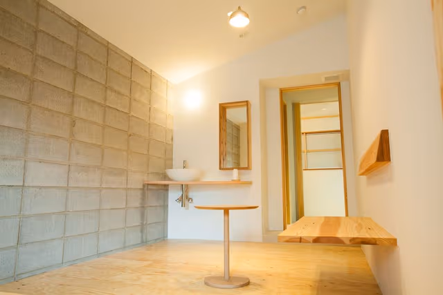 Traditional Room B (Bath Towel, Toothbrush, Resort Fee are Included)