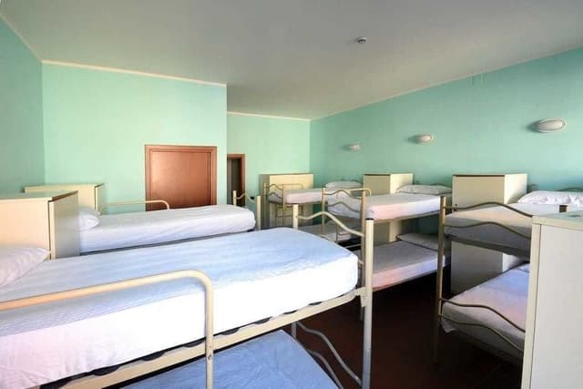 Shared Dormitory, Women only