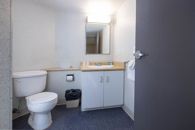Suite, 2 Bedrooms, Kitchenette