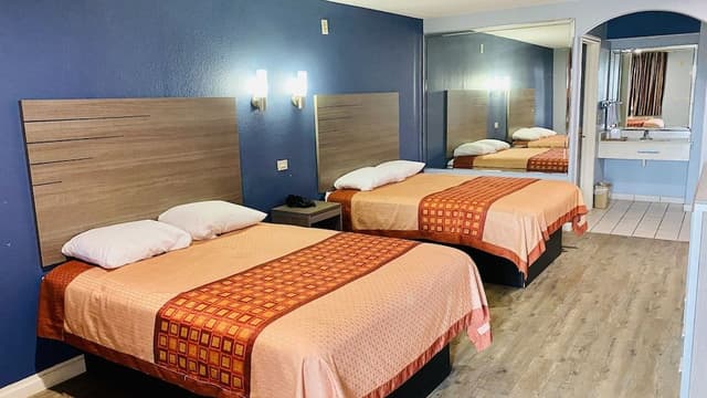 Room, 2 Queen Beds