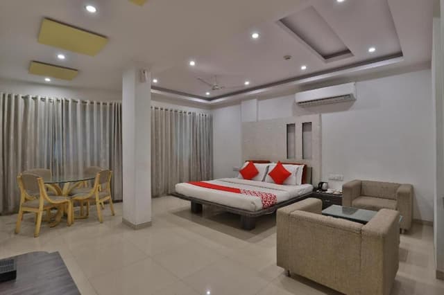 Executive Suite
