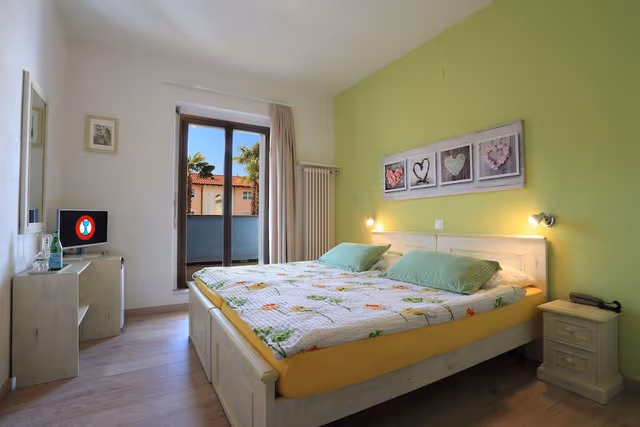 Standard Double Room, 2 Twin Beds, 2 Bathrooms