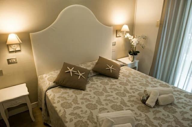 Romantic Double or Twin Room, Balcony