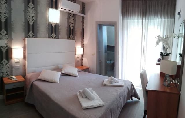 Romantic Double or Twin Room, Balcony