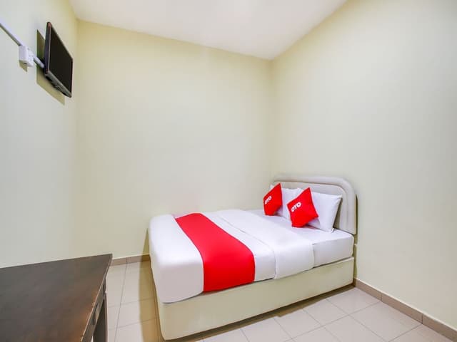 Standard Double Room, 1 Queen Bed