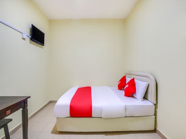 Standard Double Room, 1 Queen Bed