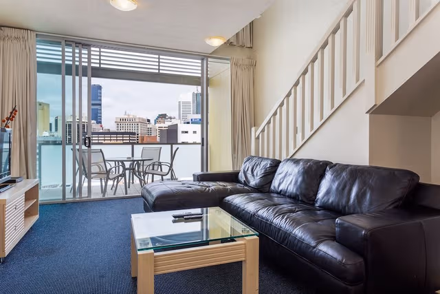 Design Loft, 1 Queen Bed, Non Smoking, City View