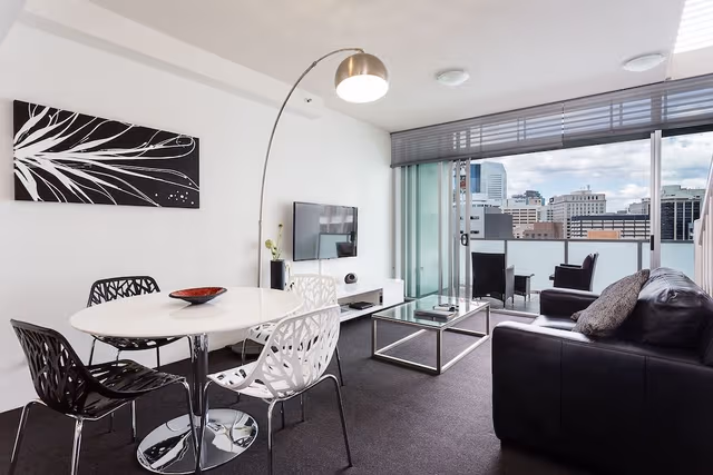 Design Loft, 1 Queen Bed, Non Smoking, City View