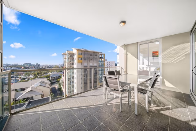 Premier Apartment, 3 Bedrooms, Non Smoking, City View