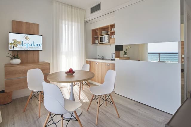 Exclusive Suite, Sea View, Sea Facing